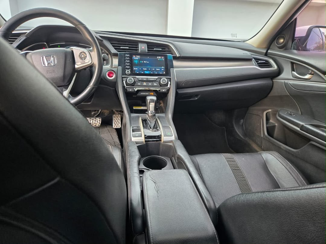 Honda Civic Touring
